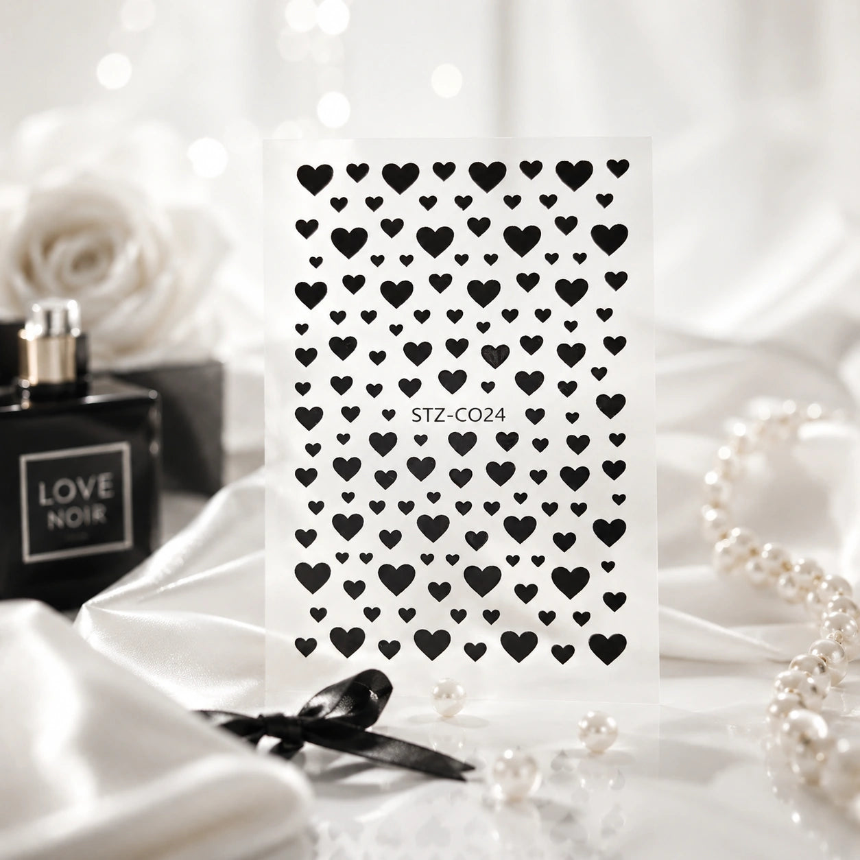 Naklejki na paznokcie Premium Nails – Small Black Hearts – Nail Art Stickers