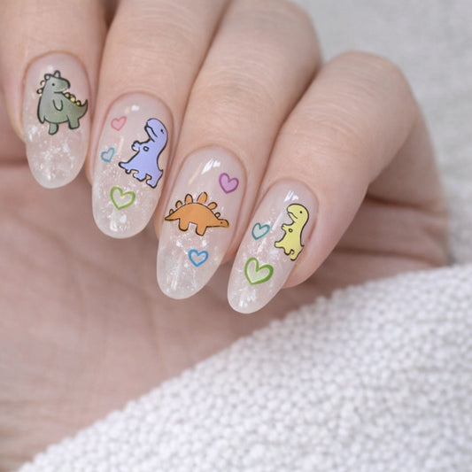 Dino Sparkle 3D – urocze naklejki na paznokcie z motywem dinozaurów